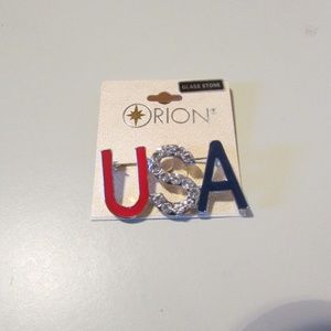 NEW USA Pin FREE w/$30 purchase!
